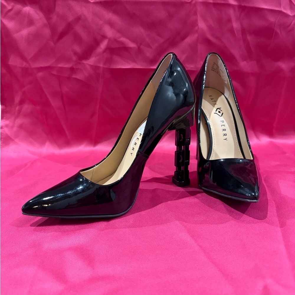 Katy Perry Collections Black Patent Pointed Toe Heels with Sculpted Block Heels - Picture 2 of 8